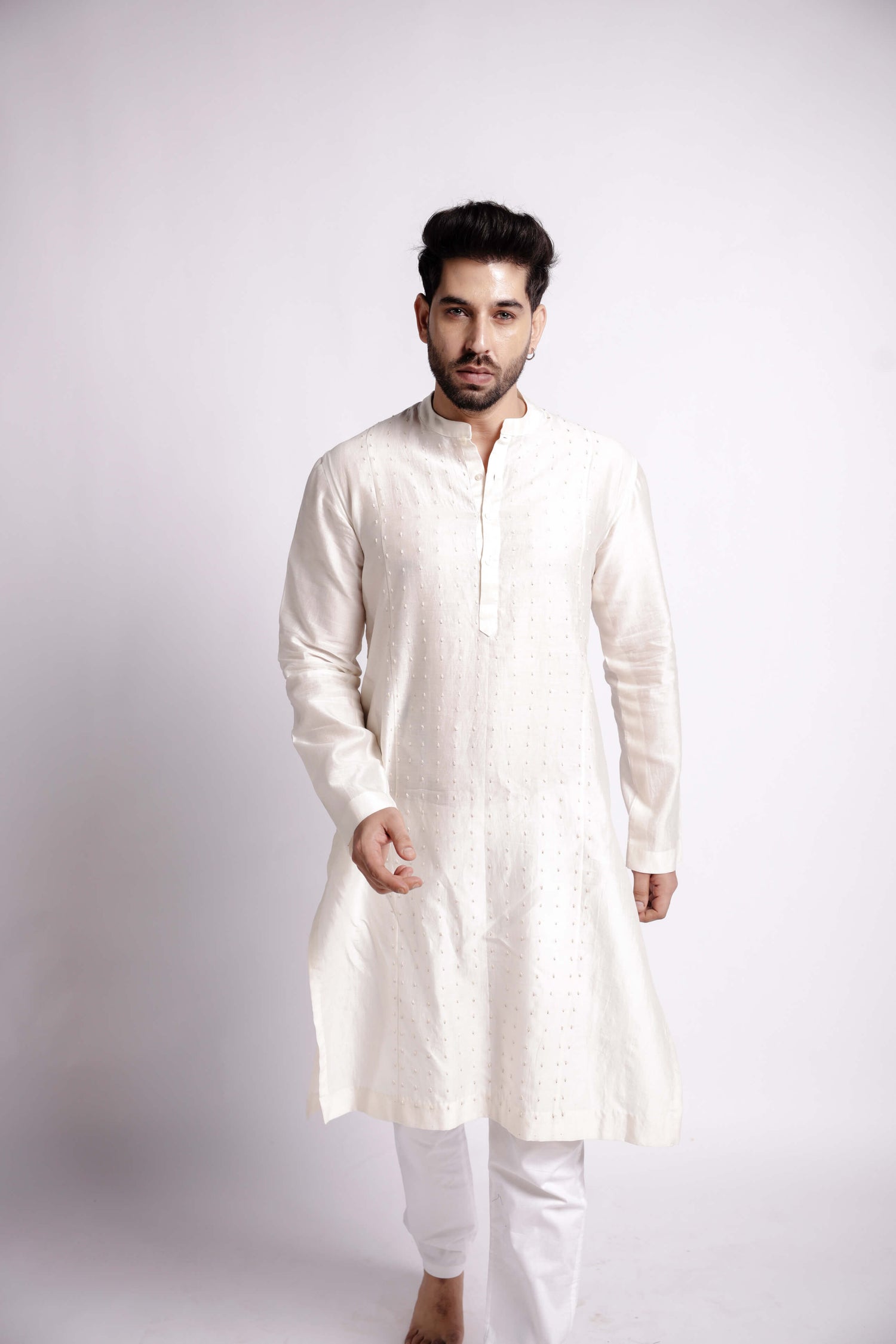 Off-White  Chanderi Embroidered Kurta For Men-bihart