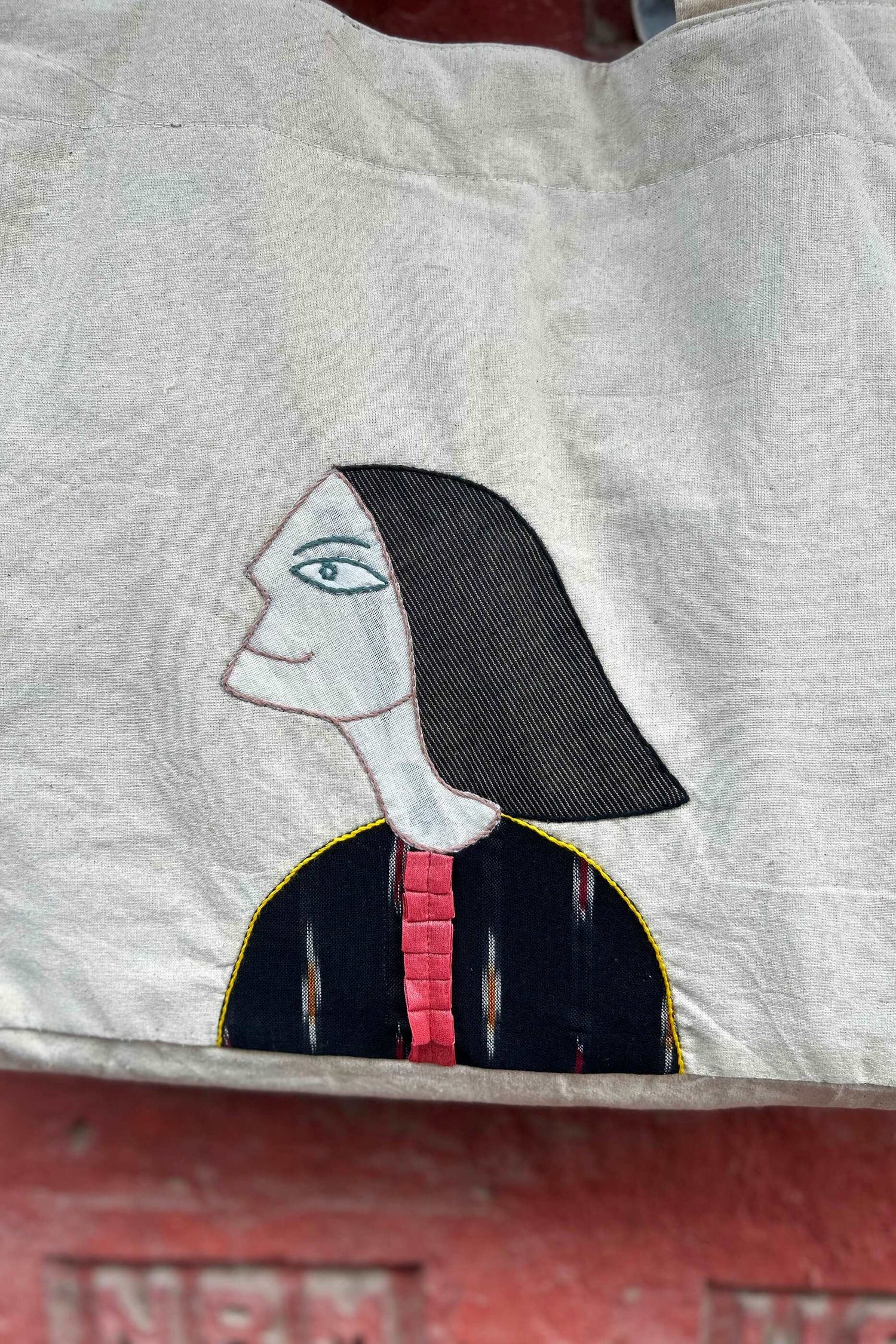Short Hair Girl Hand Applique Tote Bag-bihart