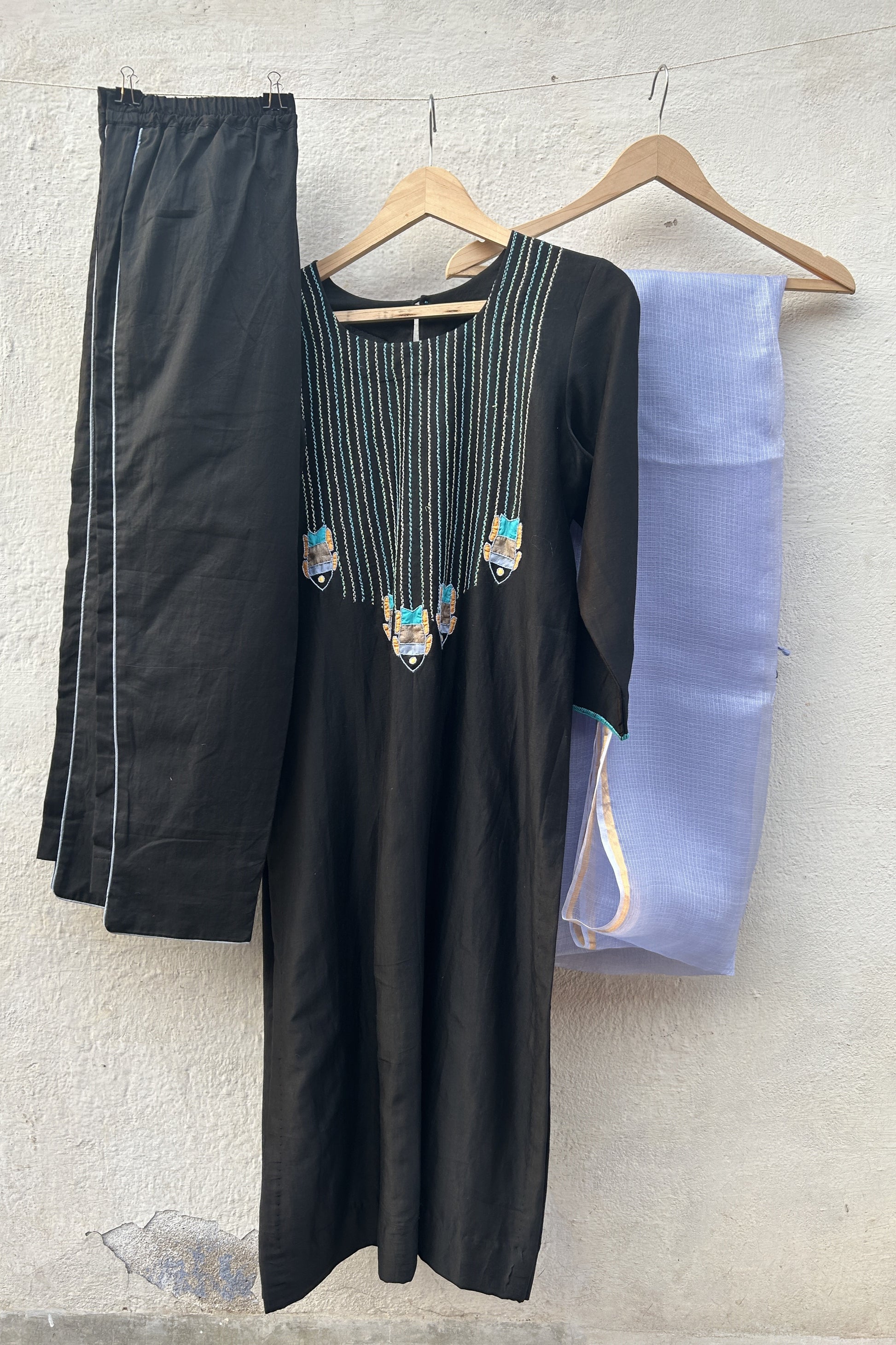 Black-Applique and Sujani Kurta Set with Kota Silk Dupatta-bihart