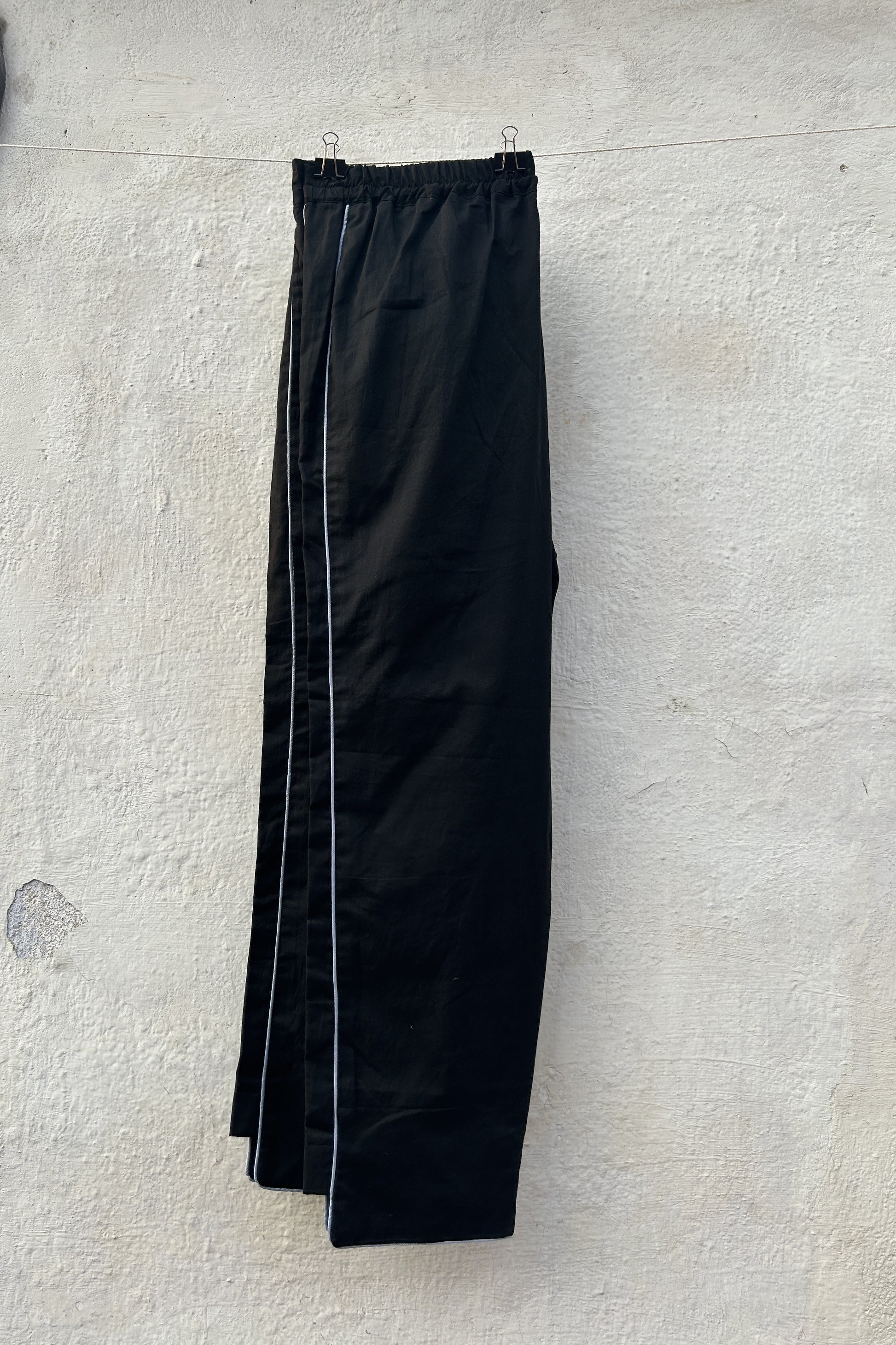 Black-Applique and Sujani Kurta Set with Kota Silk Dupatta-bihart