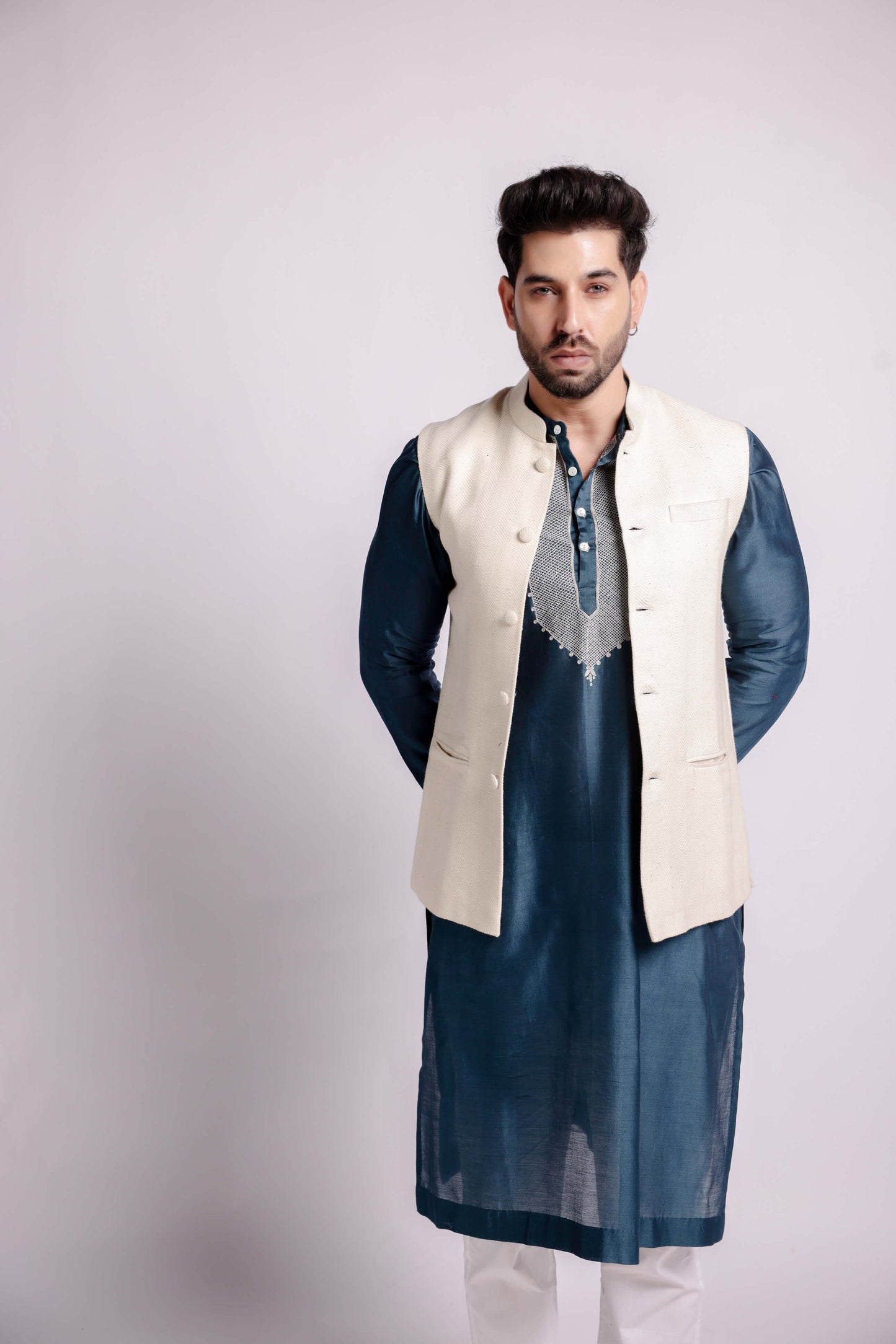 Men-Kora Handwoven Cotton Twill Bundi Jacket-bihar