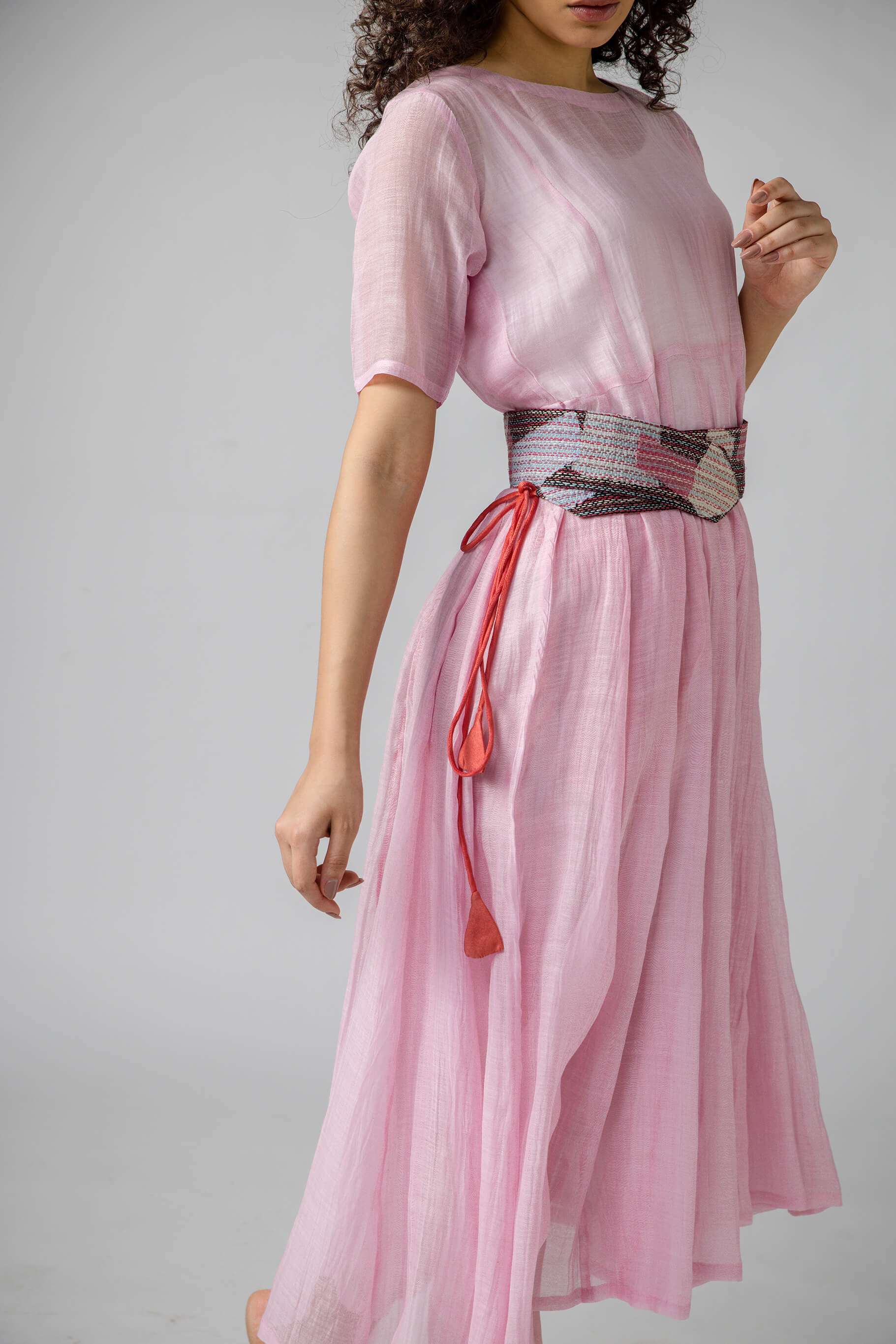 Anantha-Powder pink Kurta Set in  Chanderi with Handmade Sujani Belt-bihart