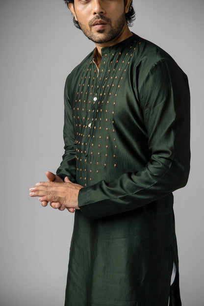 Anantha-Men's  Chanderi Dark Green Kurta-bihart