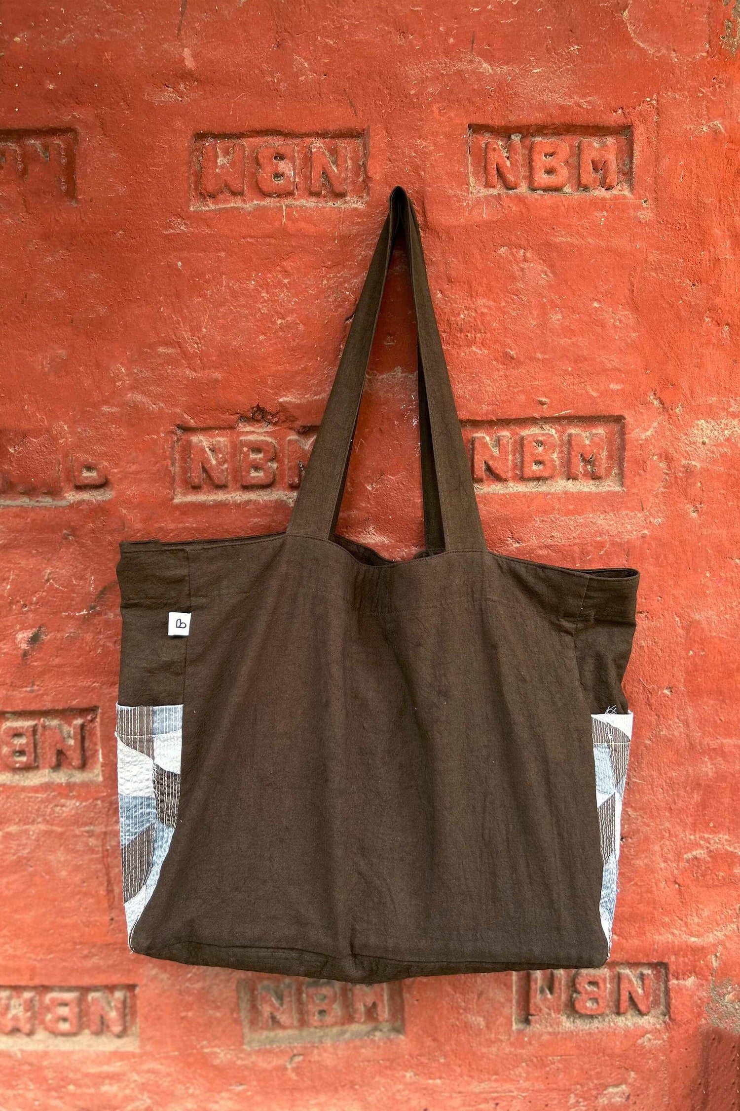 Charcoal-Grey Cotton Tote Bag with Chindi Side Pockets.-bihart