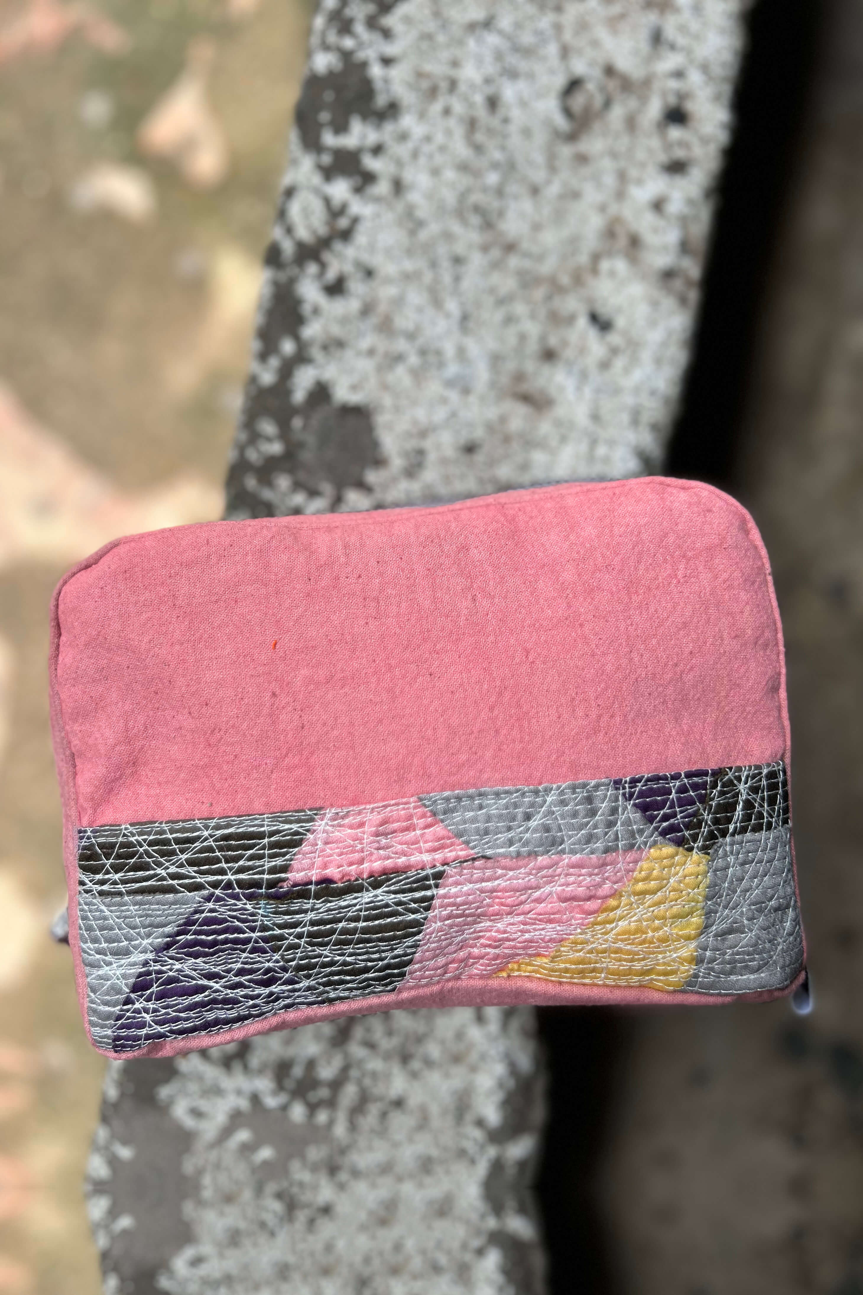 Unisex cotton-silk Multicolour utility pouch